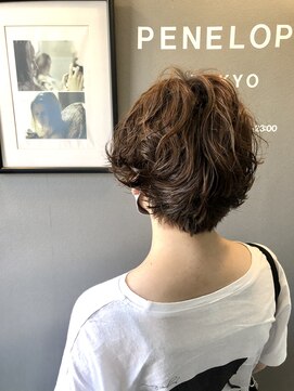 ペネロープ(Penelope) ［新宿］ふわっとショートパーマstyle 担当　夕島