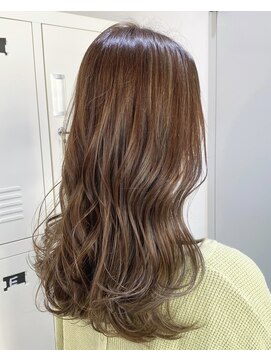 フェリア 池田(FERIA) 顔周りカット/韓国ヘア/ヘアアレンジ/透明感カラー/艶髪