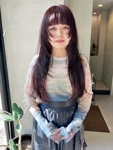 ヘアー アイス ルーチェ(HAIR ICI LUCE) ロングウルフ レイヤーカット チェリーレッド /城倉