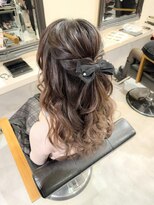 ゆるふわハーフアップ【CERCA新宿/新宿西口】