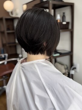 ヘアーサロン カラー 色彩店(COLOR) ショートカットスタイル