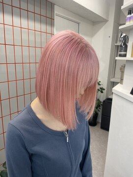 ペレ 渋谷(PELE) イメチェン/ホワイトブロンド/外ハネボブ/ワイドバング/渋谷