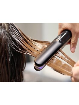 【髪質改善】拘りのトリートメントを最新技術で高浸透補修！髪の深層部まで集中補修し毛先まで潤う美髪へ＊