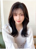 暗髪で出せるこなれ感！フェイスレイヤー×ナチュラルセミロング