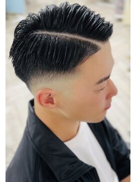 スキンフェード＋クリロナスタイル