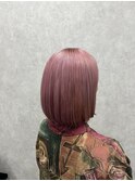 ピンクベージュ