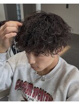 クヴェル(Kvell) シャドウパーマ