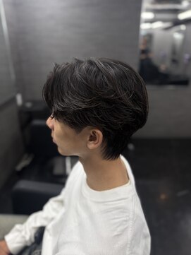 ローグ(ROGUE) センターパートニュアンスパーマ