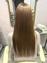 フッタ(Futta) ミルクティーベージュ艶ロング【西武新宿駅】