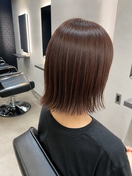ソラヘアー(SORA hair) 外ハネ切りっぱなしボブベージュ