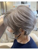 デフィ 都南店(defi)&nbsp;美しい白髪を活かした品のある大人ショート