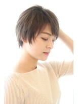 レウナ 外苑前(Reuna)&nbsp;【30代40代50代】カットで決まる大人可愛い襟足スッキリショート