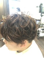 ヘアーアンドチャット リンク 三軒茶屋店(hair&chat LINK) さりげない塗り方のメンズのハイライトカラー