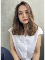センター分け　ニュアンスカール