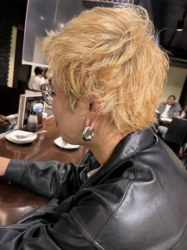 310 スパイキーショート