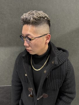 リリー ヘアーアンドビューティー(Lily) フェードstyle