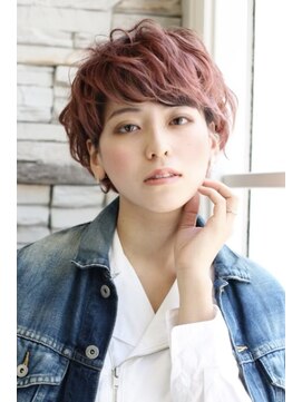 ルーツ(ROOTS) 外国人風・耳かけお洒落ショートスタイル