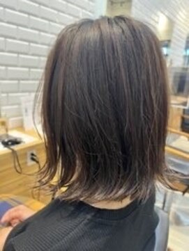 アリーマーケットリル(ALLEY MARKET lil) くびれ/大人可愛い20代30代40代外ハネミディアム