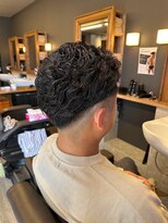 スター(STAR)&nbsp;ツーブロック/刈り上げ/フェードカット/アッシュブラック/メンズ