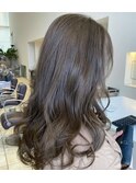 ロング 顔まわりレイヤー オリーブブラウン