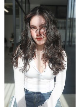 アンドスタイル(&style) ロングパーマ　ロングレイヤー　レイヤーカット