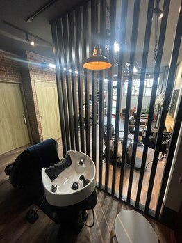ゴールドベア(GOL D BEAR)の写真/ホッとした時間を*イタリアンバルのような少し広めな店内×非日常を感じられる大人の癒し空間［静岡/富士］