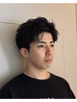 ビジョン 赤坂(vision) 大人のラフなパーマショートスタイル。アクティブショート！