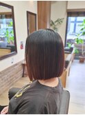 前下がりボブ
