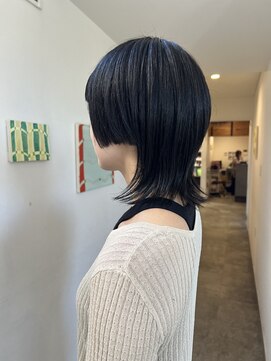 ハーティー(HEARTY) 変形ボブ