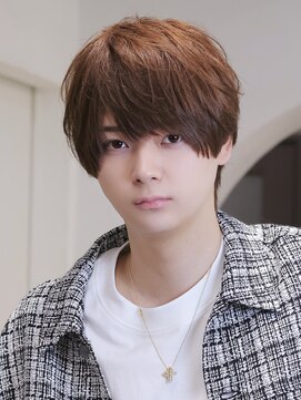 アーリー(Ali'i) 顔周り長めショートナチュラルヘア