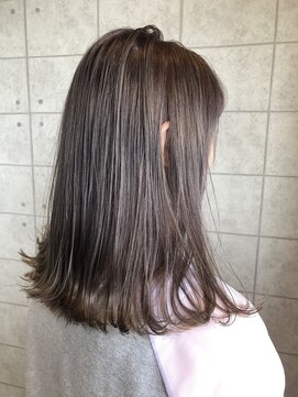 テクネ 天神大名(techne) 天神大名ミルクティーベージュダブルカラーケアブリーチショート