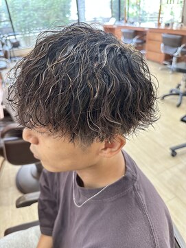 フェリア サウスガーデン(felia southgarden) 20代30代波巻き◎ツーブロックで小顔効果#静岡市