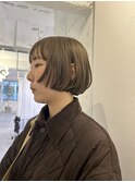 前上がりボブ/オリーブブラウン