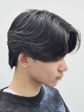 ビッケメンズヘア(Vicke Men's hair) ニュアンスパーマセンターパートメンズパーマメンズサロン韓国