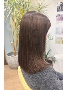 カットサロン ウシジマ(CUT SALON USHIJIMA) 【美髪ストレート/顔まわりレイヤー/ショコラブラウン】