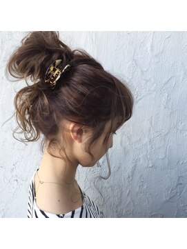 アンジュ(ange) 【ange】ユルめにメッシーバン