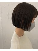 ぱつっと切りっぱなしボブ
