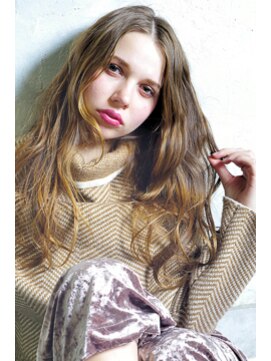 スピガ(SPIGA) 外国人風カラー