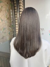 髪質改善ヘアエステ アリュール(allure) やわらかグレージュロング