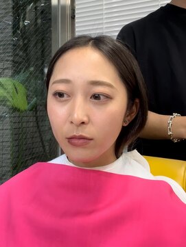 コンマ(,) パーソナルカラー診断［ブルベ冬］