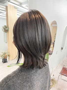 プラム(plum.) 大人くびれレイヤースタイル/ブルージュカラー