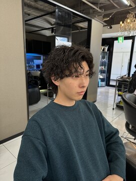 アイズ 海老名(AIZU) 波巻きスパイラルパーマ 波巻きパーマ ウルフカット メンズ