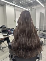 リリット(ReLit)&nbsp;ハイライトカラーグレージュベージュレイヤーカットボブ髪質改善