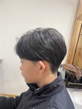 ティピ(tipi) センターパートマッシュ