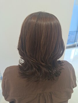 ステラプロデュースドバイエガオ 柏店(stella PRODUCED by EGAO) セミロングレイヤー