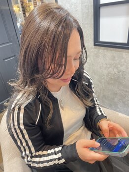アイビーヘアー(iB HAiR)の写真/骨格に合わせた似合わせカットが人気！美しい顔回りの創り込みで、魅力が引き立つ◇