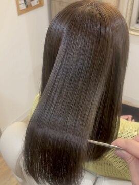 ブリエ(BRiLLER) 髪質改善カラー『グレージュ』