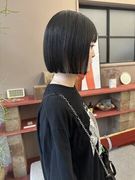 フェンヘアーアイス 中目黒(Fen.hair ici) 切りっぱなし大人ボブ黒髪20代30代小顔ショートミディアム