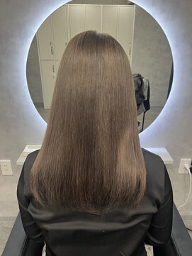 アイ(_i) 透明感グレージュ