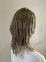 アルベリーヘアーアンドスパ 掛川中央店(ALBELY hair&spa) ハイトーンカラー レイヤースタイル